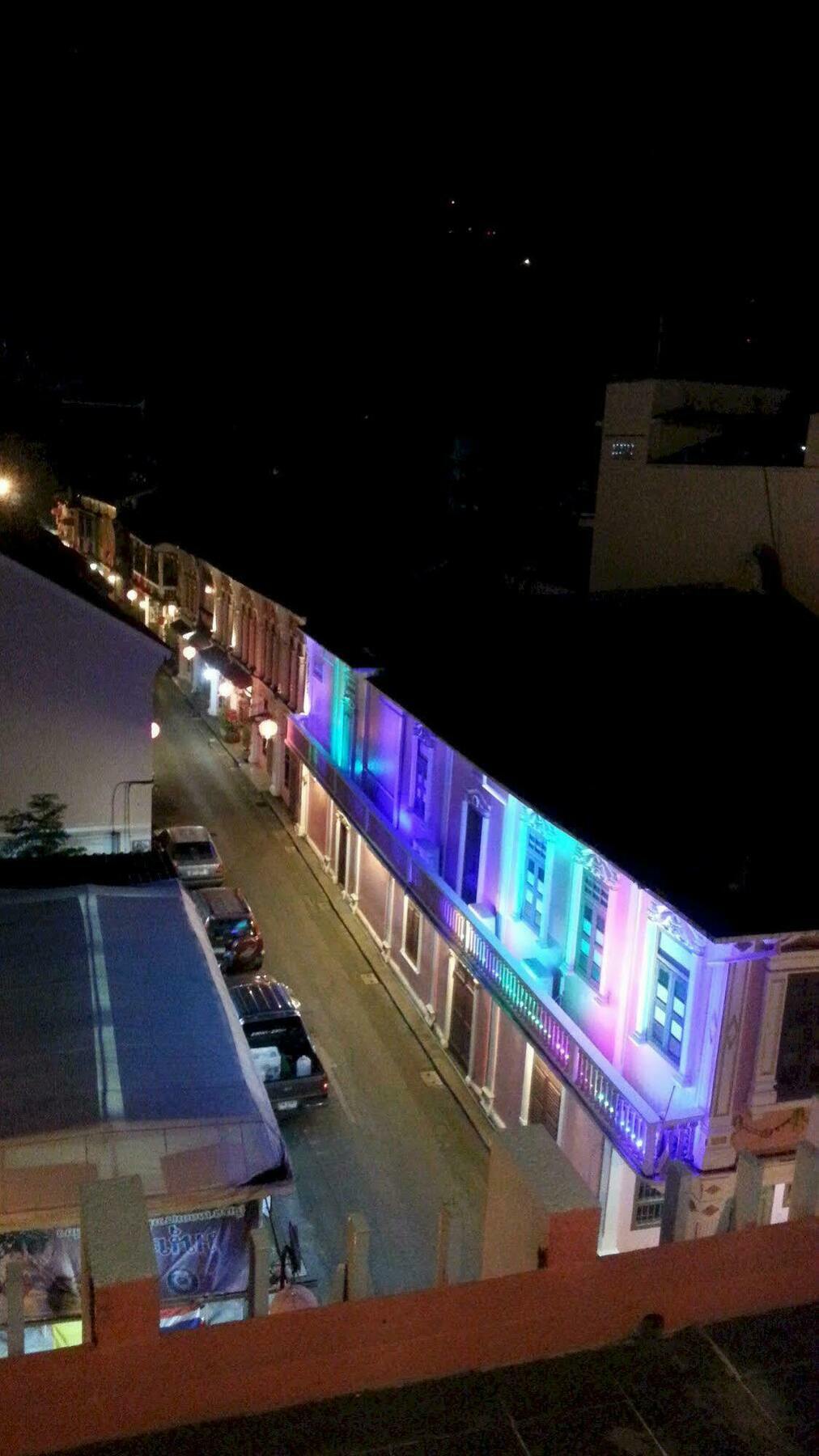 Gotum Hostel 2 & Money Exchange Phuket Bagian luar foto
